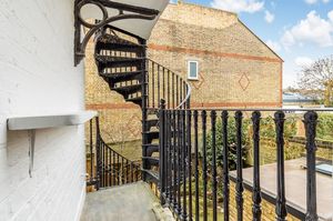 Photo 1- click for photo gallery